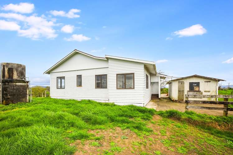 242 Meadway Road Ngahinapouri_20