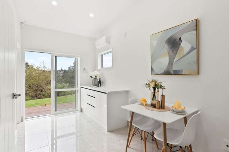 10 Maybelle Place Kelston_14