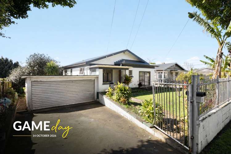 18 Sturges Avenue_0