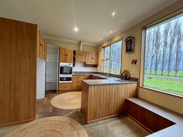 610 Grove Bush Woodlands Road Mabel Bush_3