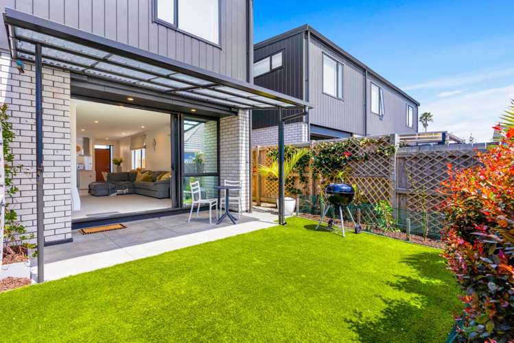 7 Manahi Lane Panmure_1