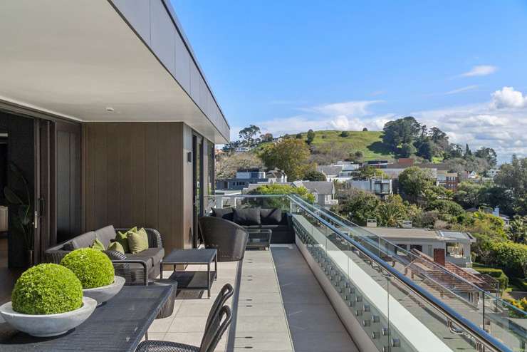 An aerial view of the grand homes in Auckland's Remuera