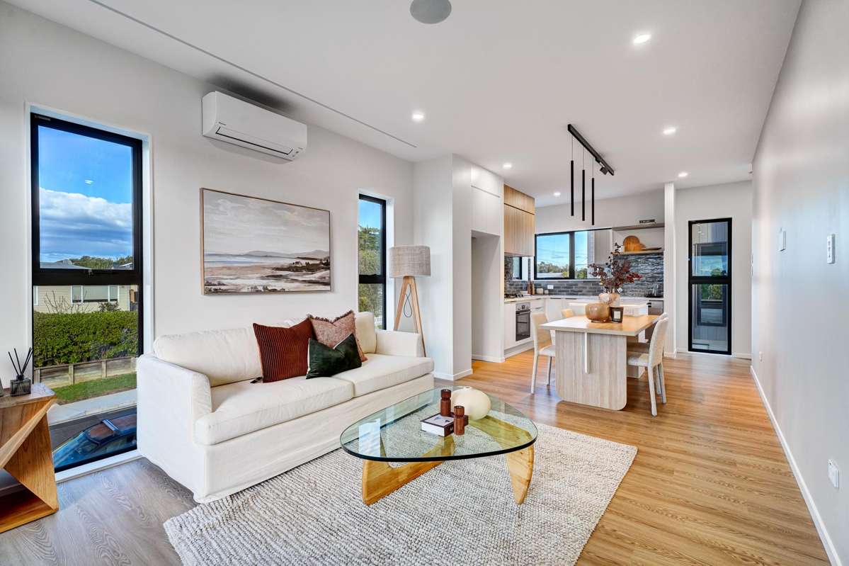 14&16 Woodford Ave_4