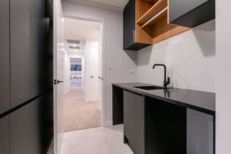 9 Fallowdown Street Wainui_17