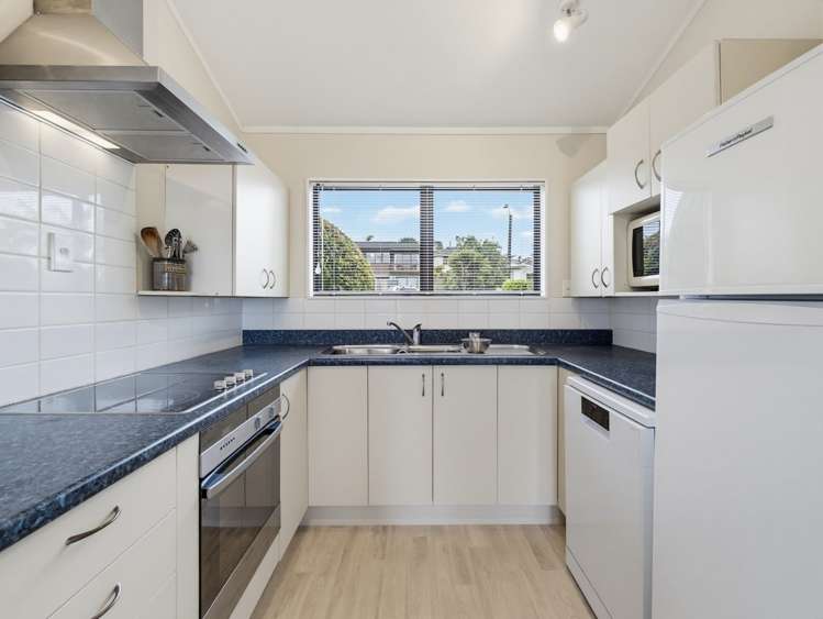 42 Polkinghorne Drive_3