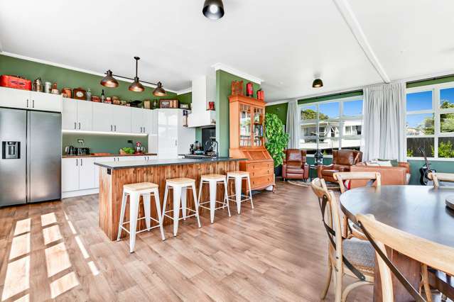 4 Forlong Rise Helensville_4