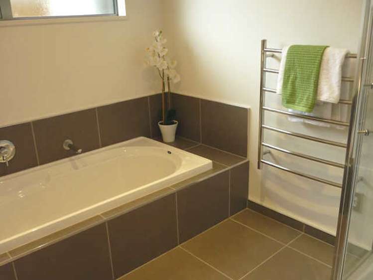 18 Charente Way Yaldhurst_4