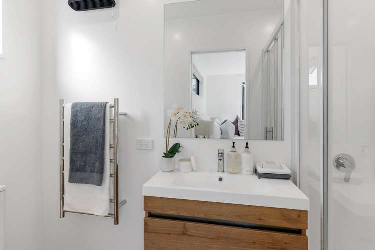 4/18 Whiteleigh Avenue Addington_9