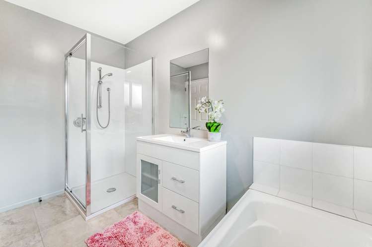 2/57 Cutts Road Russley_20