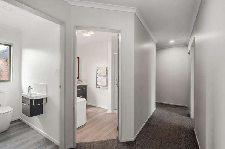 17 Courtenay Place Owhata_12