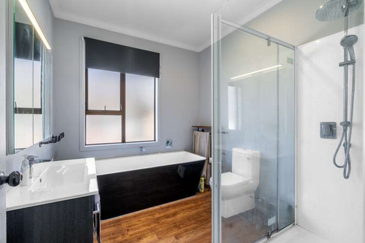 59 Queens Drive Richmond_11