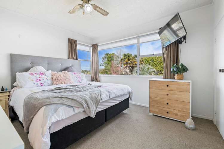 5 Cockayne Crescent Sunnynook_11