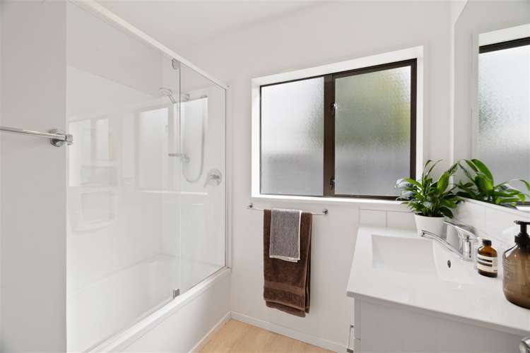 141b Brookside Terrace Bryndwr_11