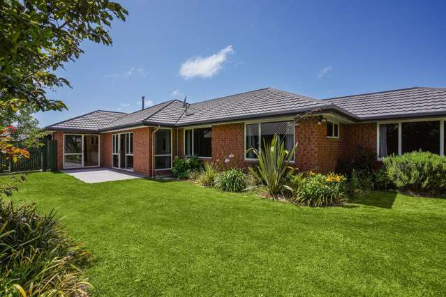 Your Spacious Family Oasis – Comfort Meets Kiwi Lifestyle