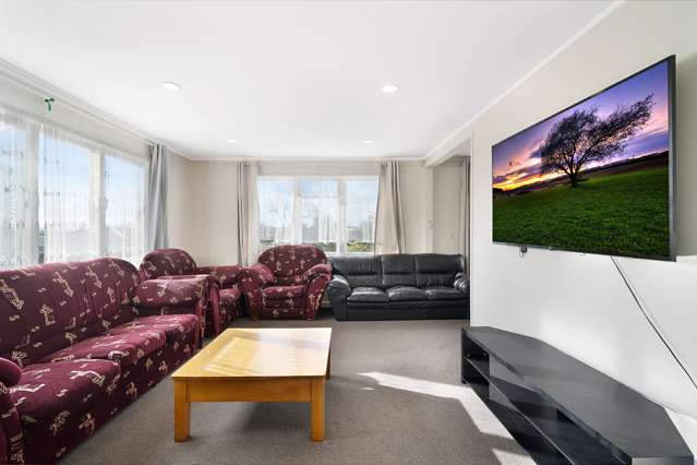 2/7 Mcleod Road Henderson_2