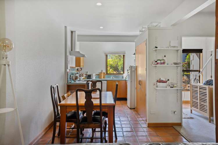 9A & 9B Argyle Place Arrowtown_13
