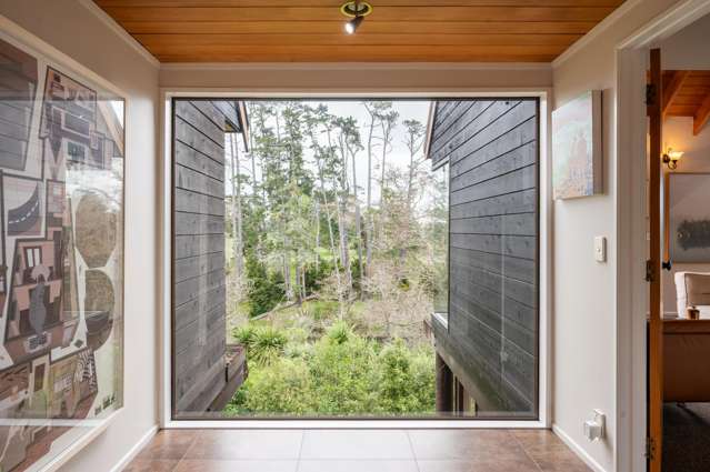 999 River Road Queenwood_1