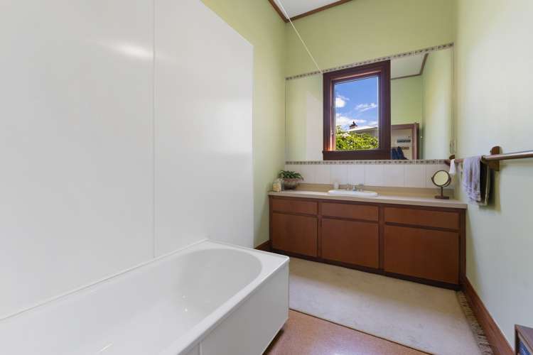 120 Tarbert Street Alexandra_17