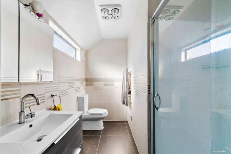 1/1 Harley Road Takapuna_7