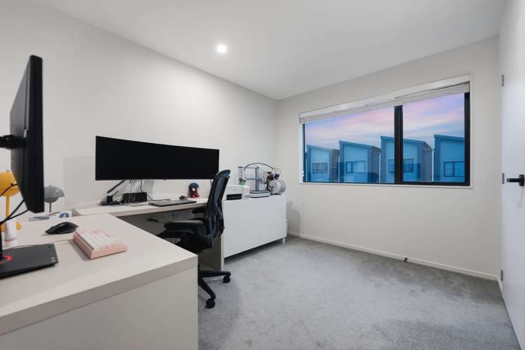 18 Kiato Lane Flat Bush_19