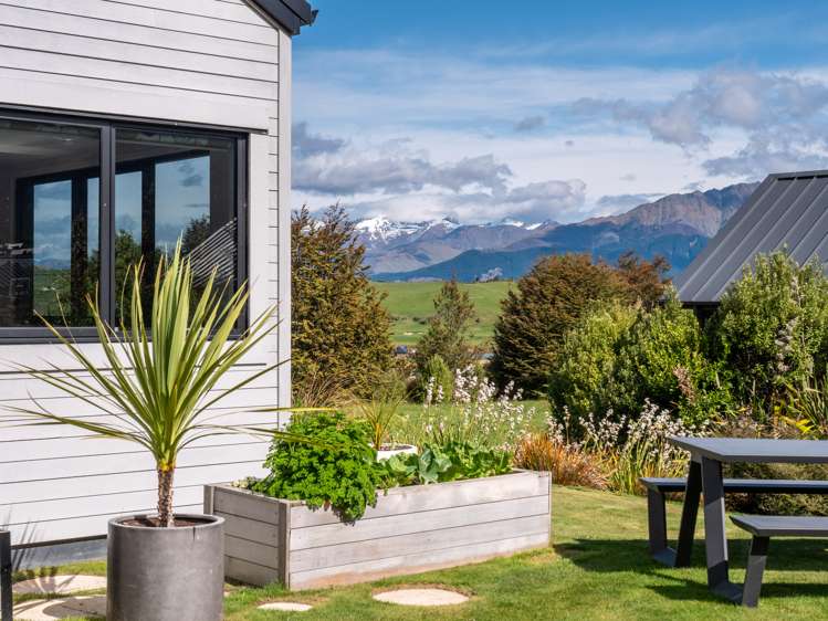 7 Polperro Court Jacks Point_7