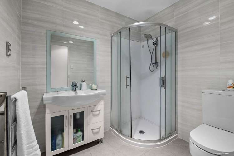 23 Barwick Place Stanmore Bay_12