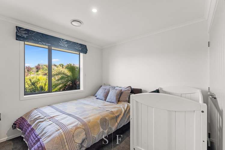 2 Lamont Place Waikanae_19
