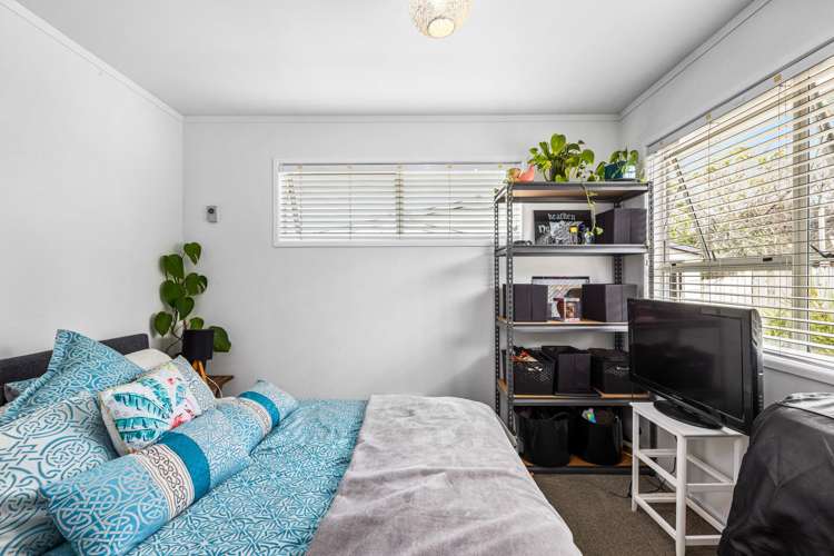 29 Amorino Drive Red Beach_11