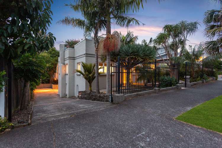 137 Peary Road Mount Eden_16