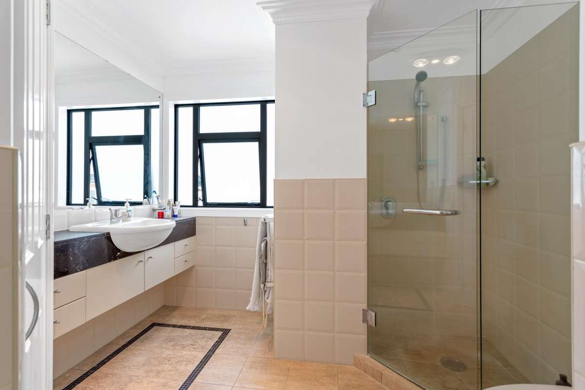 4J/118 Gladstone Road_4
