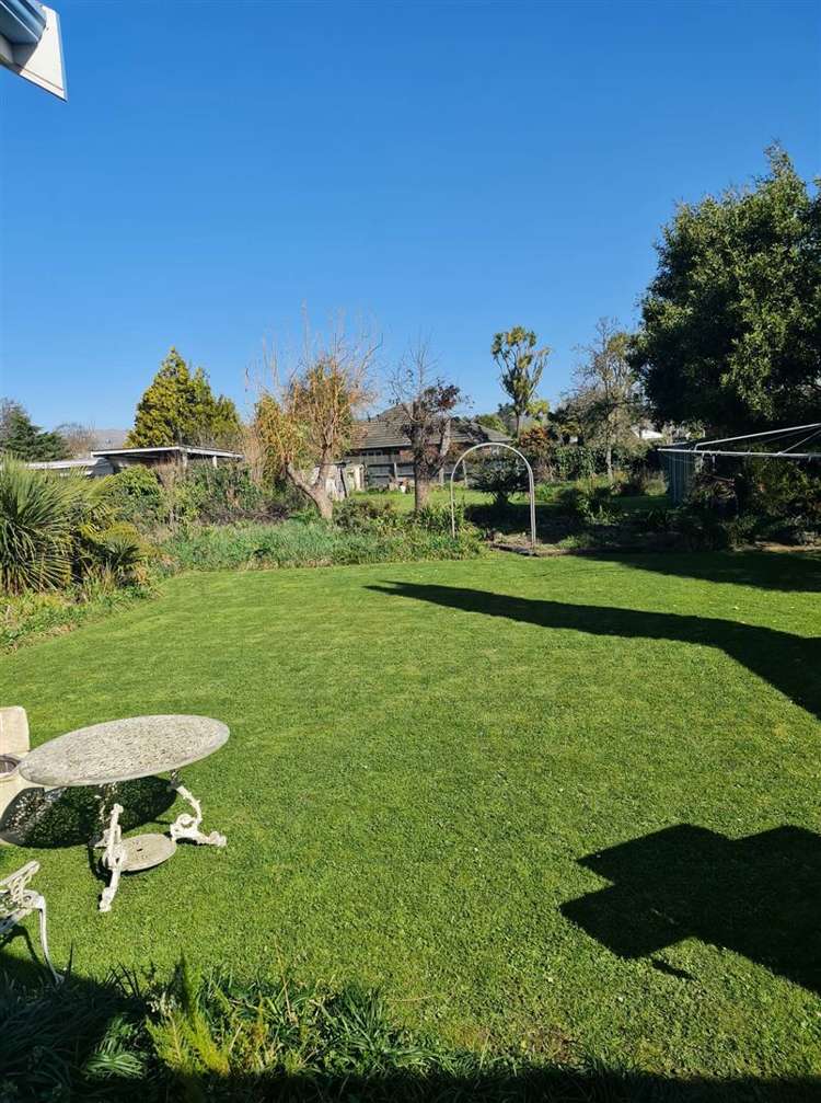 42 Cresswell Avenue Burwood_2