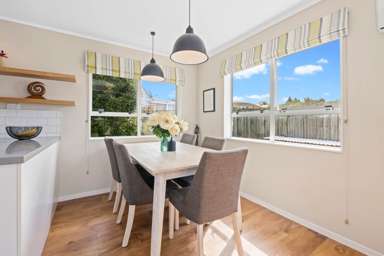 1/10 Mannering Place_3