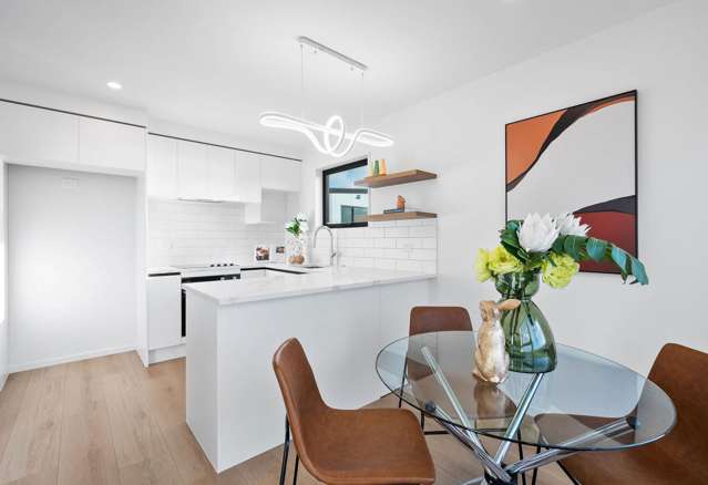 5/1090 Beach Road Torbay_2