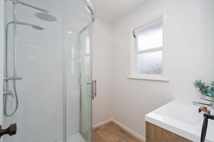 13 Alverstoke Road Parkvale_14