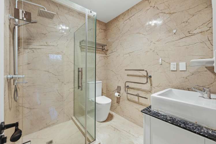 45A Bradbury Road Botany Downs_39