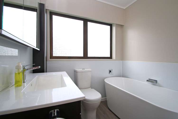 11 Kestrel Crescent Matamata_13