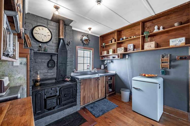 86 Palmerston Street Riverton_7