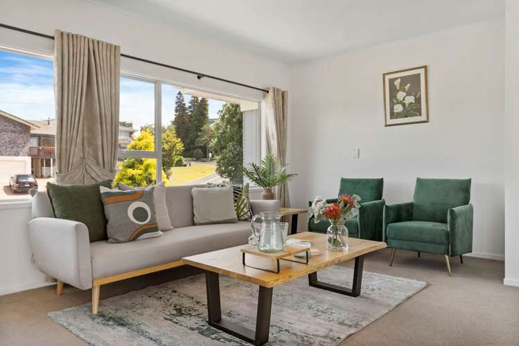 56 Girrahween Drive Totara Vale_16