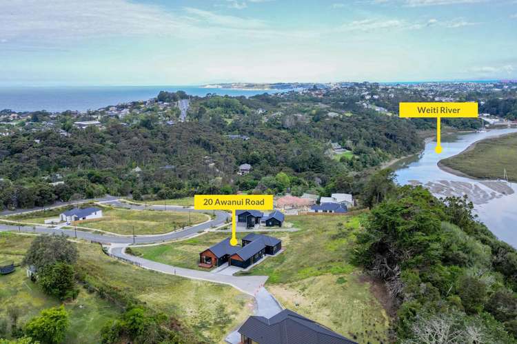 20 Awanui Road Red Beach_31