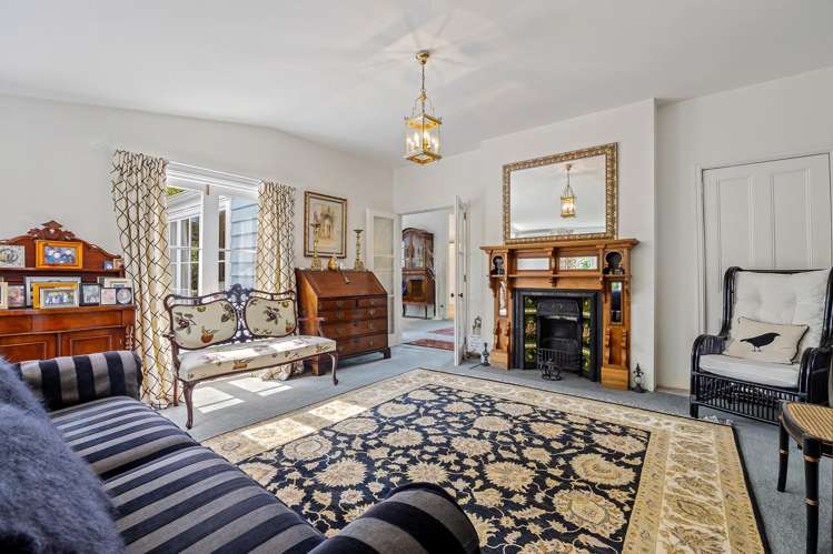 211 Summerhill Road Cust_15