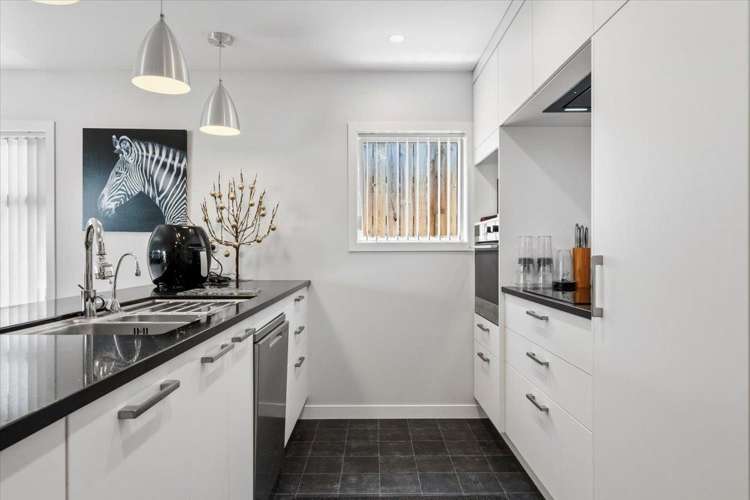 25 Hastings Road 11554_7
