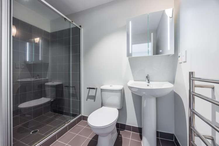 2K/32 Eden Crescent Auckland Central_4