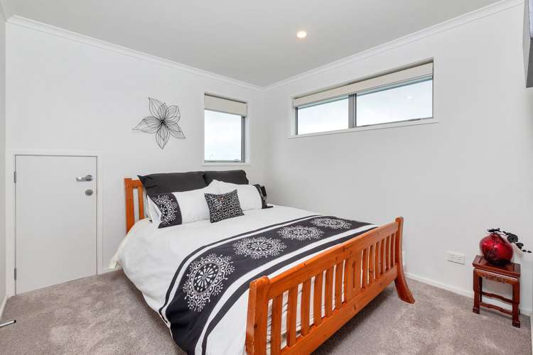 10 Milano Boulevard Karaka_18