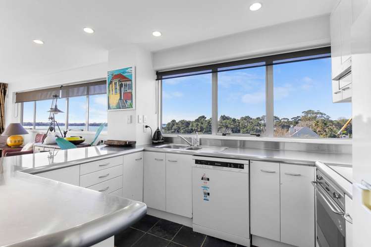 9/57 Sarsfield Street Herne Bay_9
