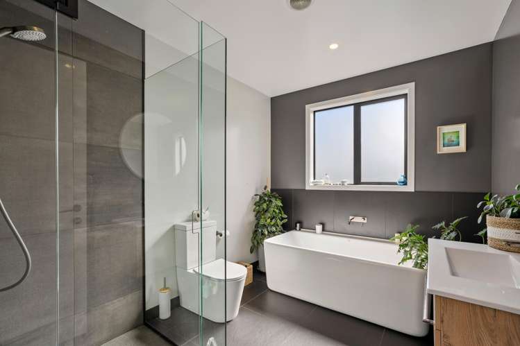 4 Pounamu Avenue Wanaka_19