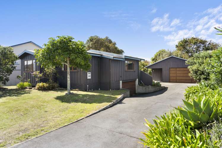506 Ocean Road Whangamata_42