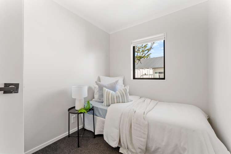 239 Vipond Road Stanmore Bay_15