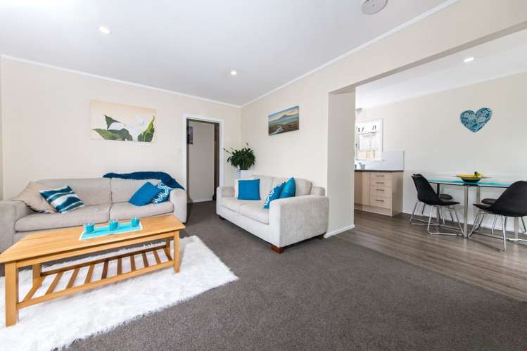 1/18 Blenheim Street Glenfield_5