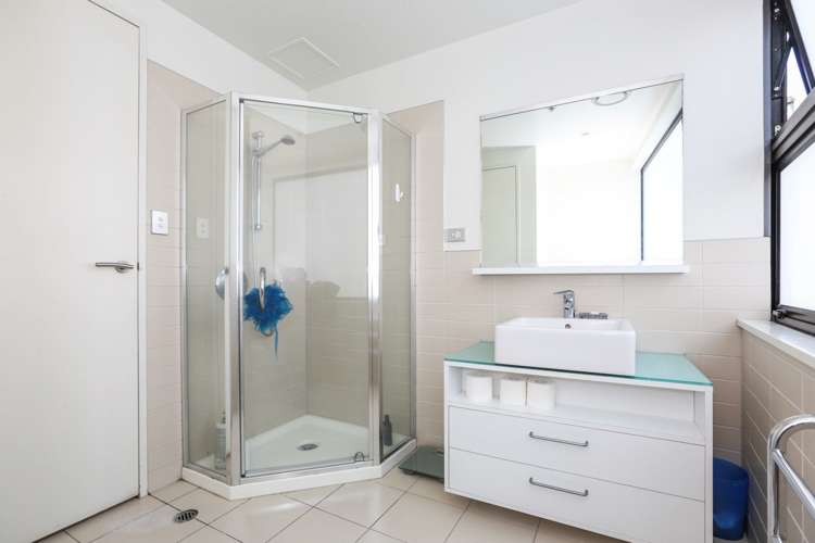 705/18 Beach Road Auckland Central_8