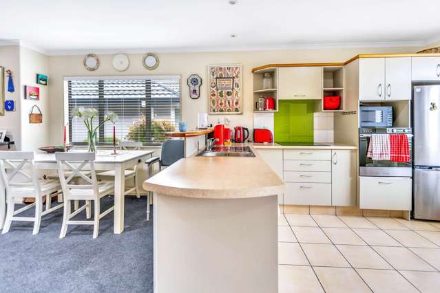 285unit Vaughan Road Owhata_2